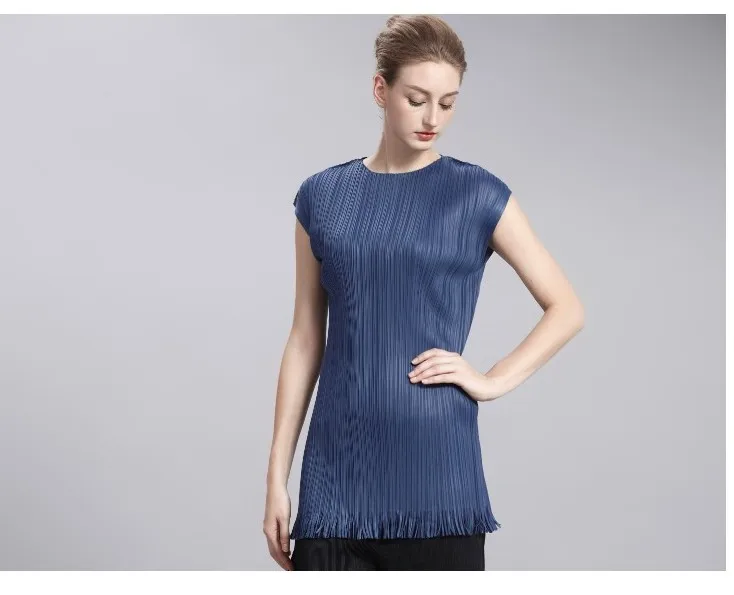 Женская футболка с круглым вырезом цветочным принтом | одежда