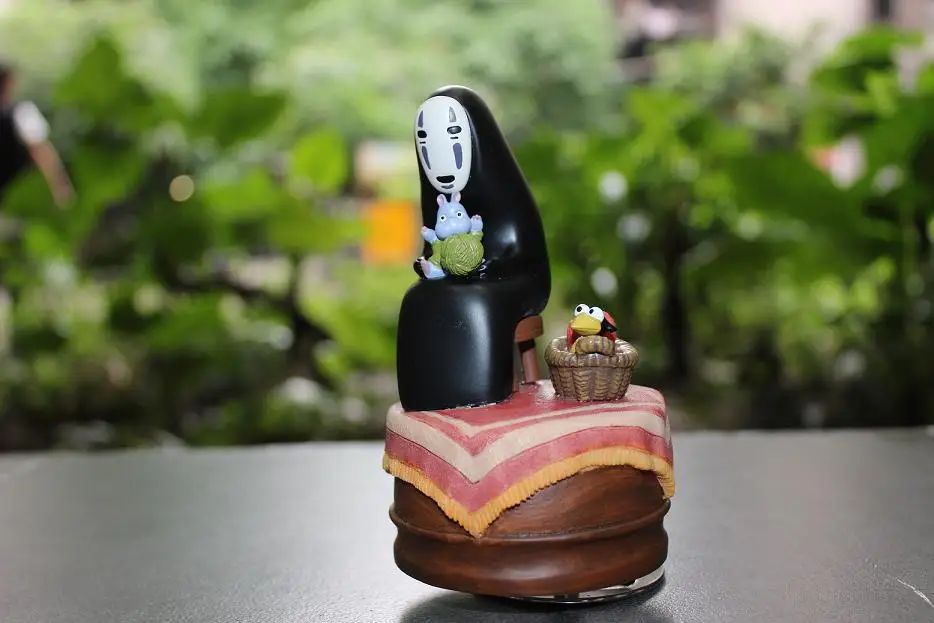 Free Shipping Christmas Anime Cartoon Miyazaki Hayao 12cm Spirited Away No Face Music Box PVC Action Figure Collection Toy Doll | Игрушки и