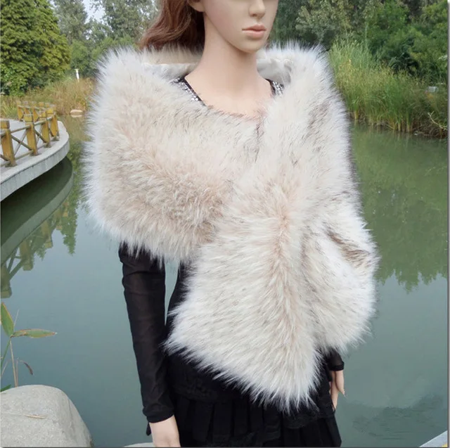 Photo Color 2 JaneVini Новое поступление белое зимнее пальто с искусственным мехом куртки теплые Болеро Элегантное свадебное платье с накидкой аксессуары для невест - Цвет: Photo Color 2