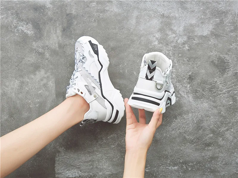 Повседневная Белая обувь; женские кроссовки на платформе; zapatos de mujer; модная брендовая обувь; chaussures femme; женская обувь из натуральной кожи; Цвет Черный