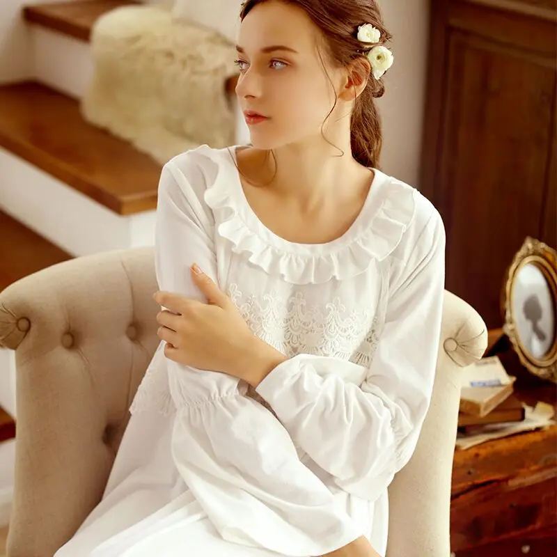 

CFYH Autumn Winter Vintage Nightgowns O-neck Ladies Princess White Sexy Sleepwear Solid Lace Home Dress Comfortable Nightdress