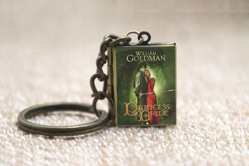 Чехол-книжка принцессы невесты медальон ожерелье брелок серебряный и бронзовый