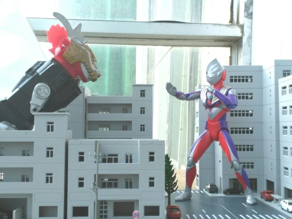 Игрушечная фигурка в наличии виде комиксного клуба GUNDAM Модель Ultraman Street Building scene set