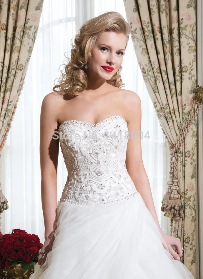 2015 New A Line Sexy Wedding Dresses Backless Sweetheart Ruffles Beading Sparkling crystals Three Quarter Elegant Bridal Gowns | Свадьбы и