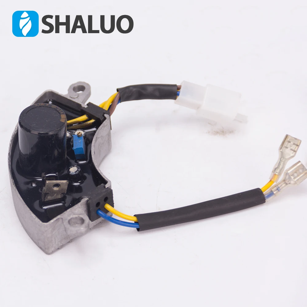 Автоматический стабилизатор напряжения алюминиевый чехол 2 кВт AVR 168 |