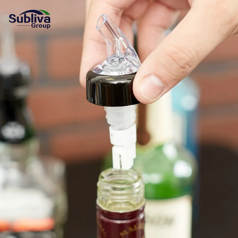 

Hot New 30ml Measured Bottle Shot Stopper Pourer Dispenser Whisky Wine Liquor Bar Home Kitchen