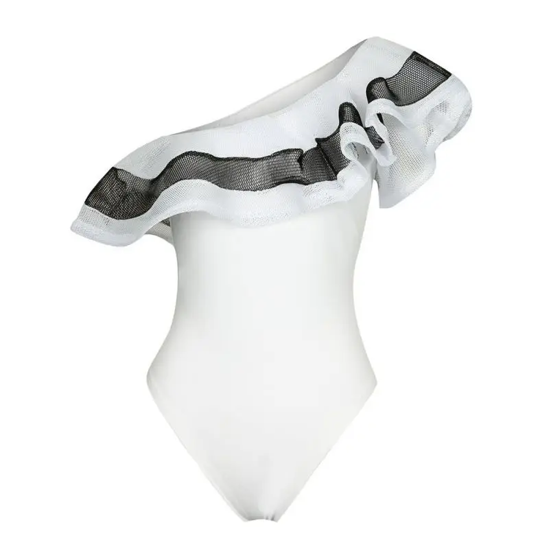 Женское боди с открытыми плечами черный облегающий комбинезон оборками летний