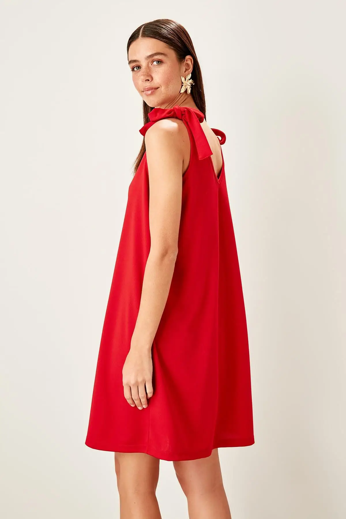 Trendyol Красное трикотажное платье на шнуровке TWOSS19VG0255|Женские платья| |