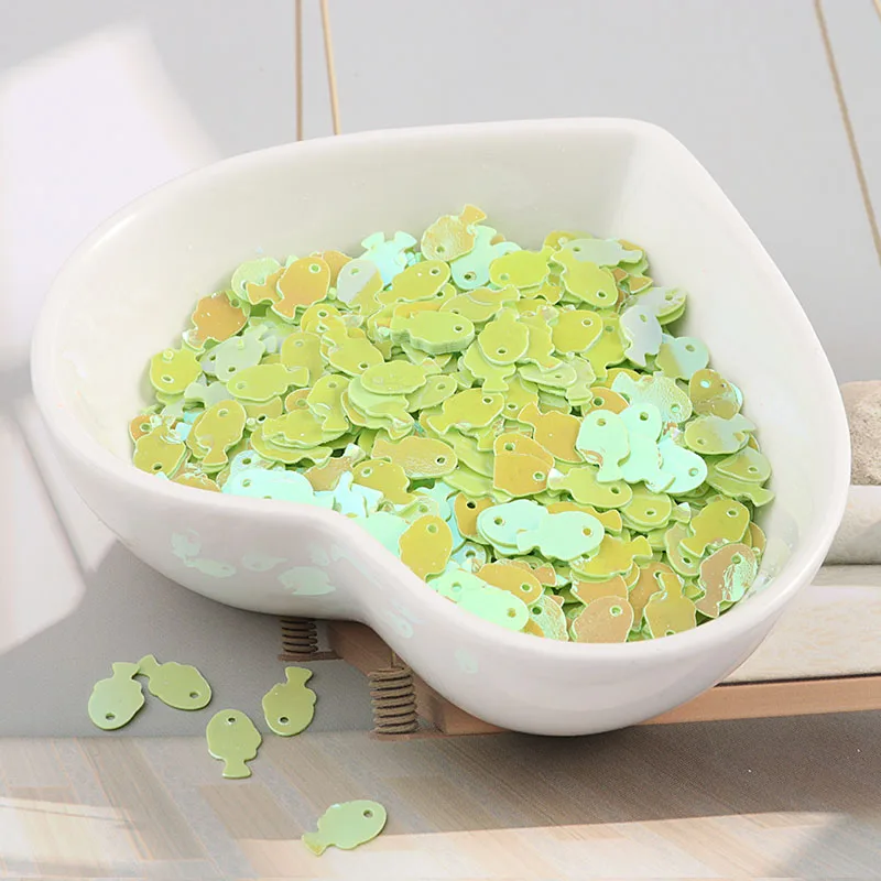 10 г/пакет 5*7 мм Красочные рыбки блестки DIY Slime материал блестки Lentejuelas фитинги для рукоделия ремесло бижутерия 720 шт