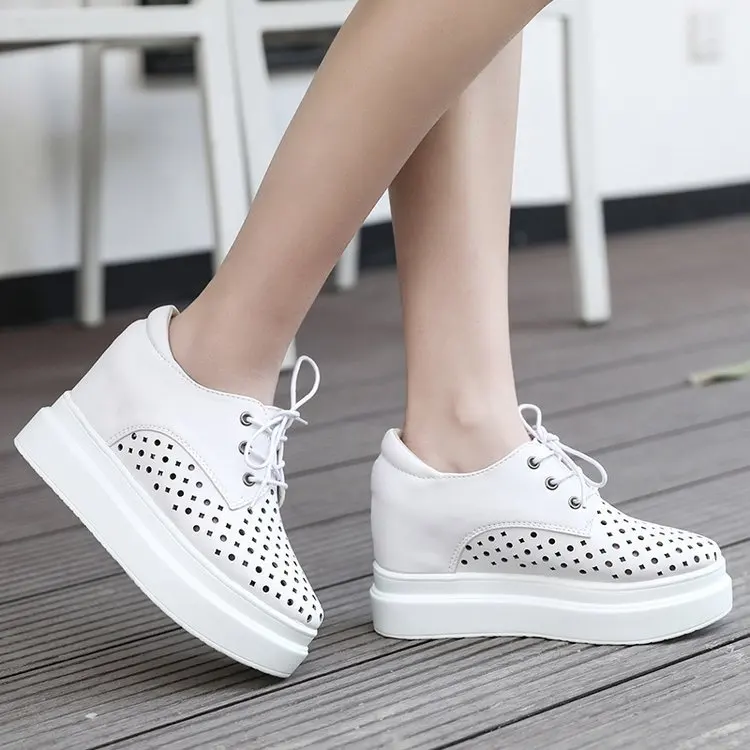 Женские туфли на плоской платформе с закругленным носком для отдыха клоги