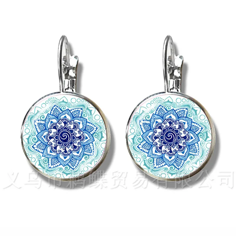 Классические серьги-гвоздики в виде цветка жизни Мандала элегантный и сложный