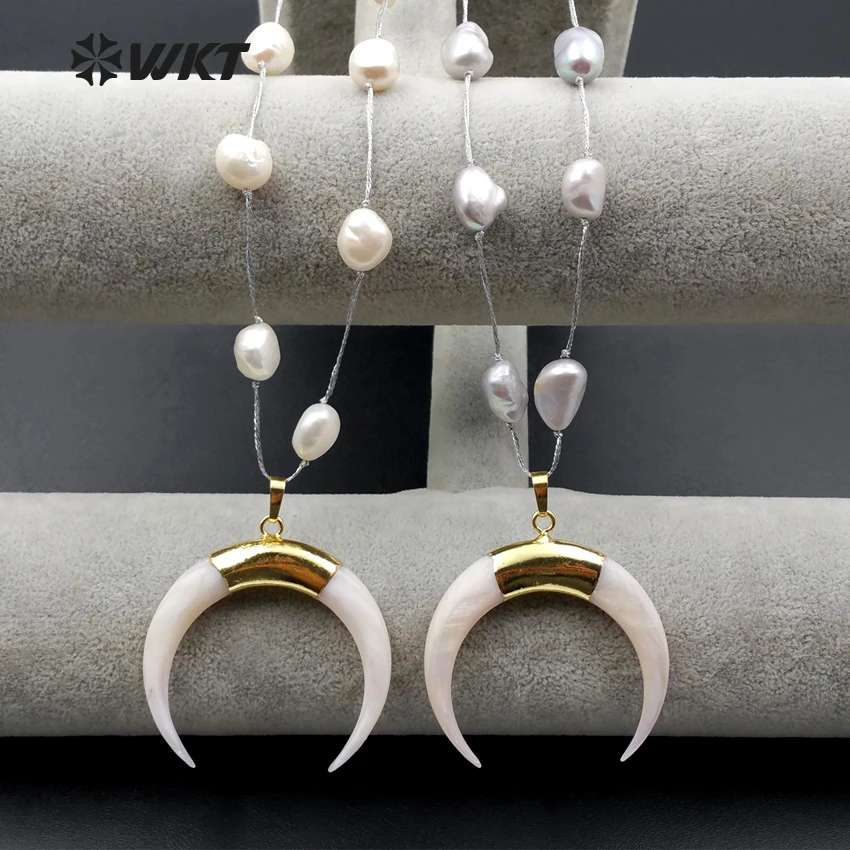 

WT-N1056 Wholesale Buffalo Bone Carved Horn Pendants Necklace Popular jewelry Raw Bone With pearl Beads Necklace with gold gift