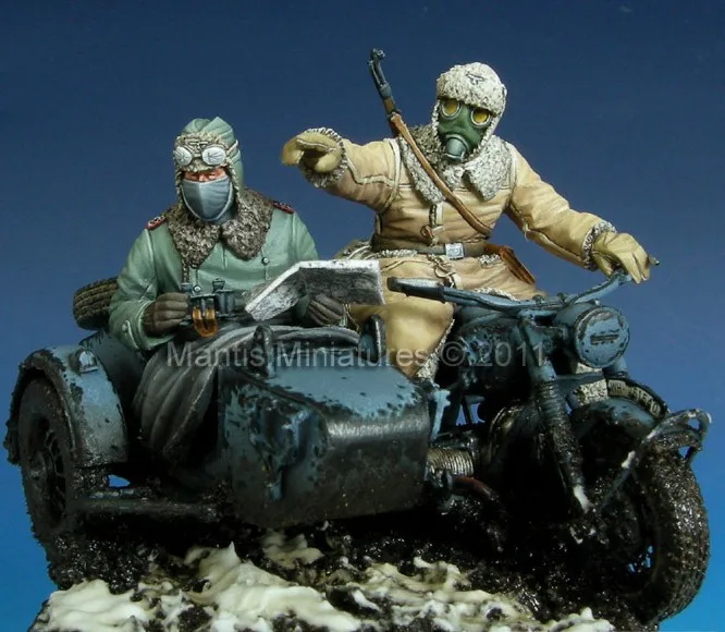 Немецкая фигурка немецкого мотоцикла времен Второй мировой войны в масштабе 1/35