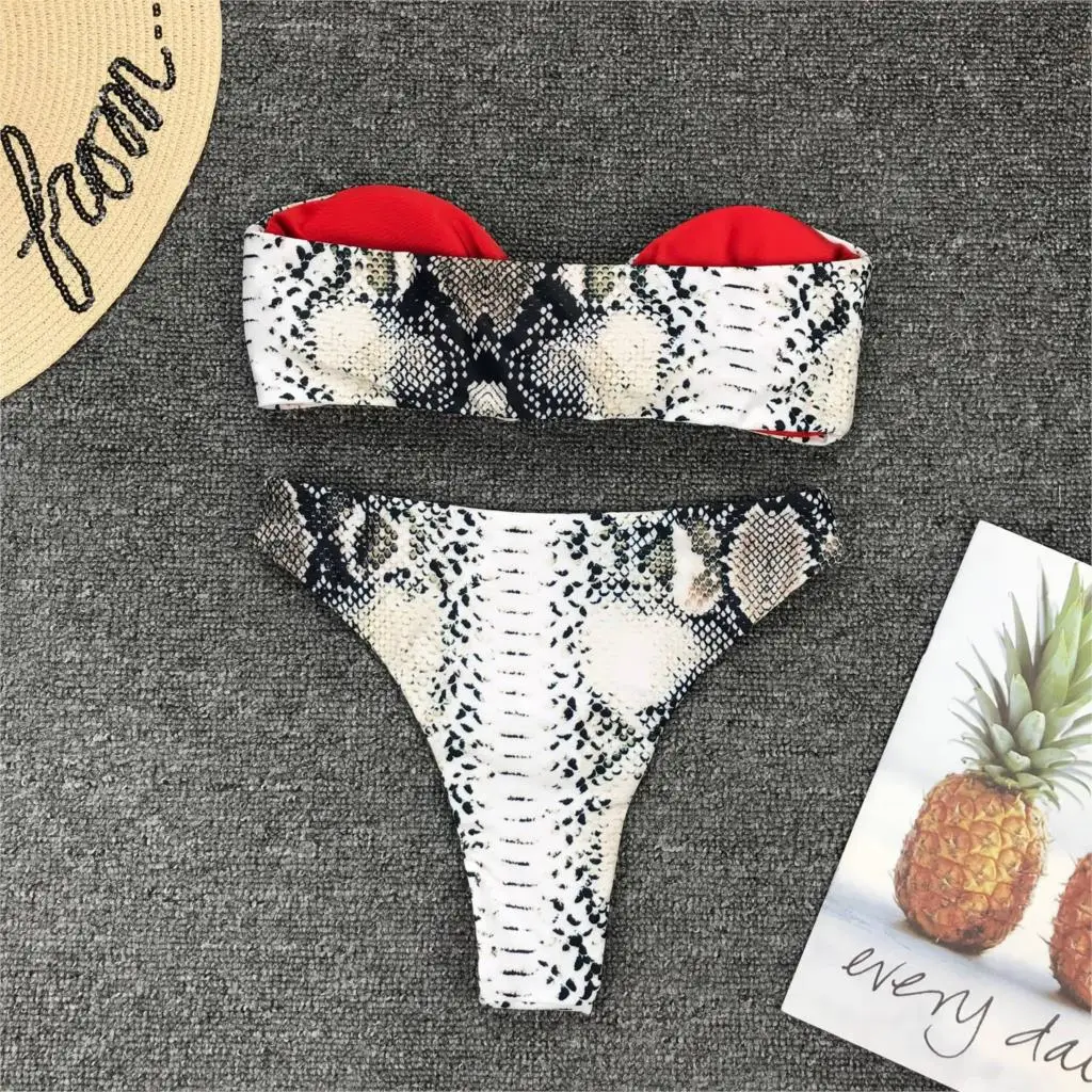 Женский купальник простой со змеиным принтом |