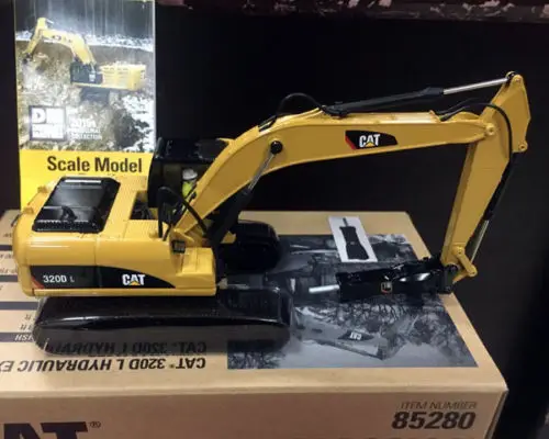 Новый гидравлический экскаватор Cat 320D L с молотком 1/50 отлитый под давлением 85280