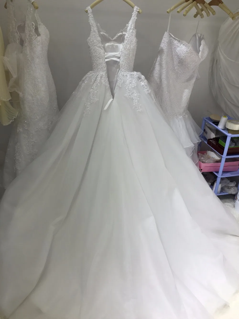 Amanda Novias Новое модное красивое свадебное платье с v образным вырезом Vestidos de Robe De