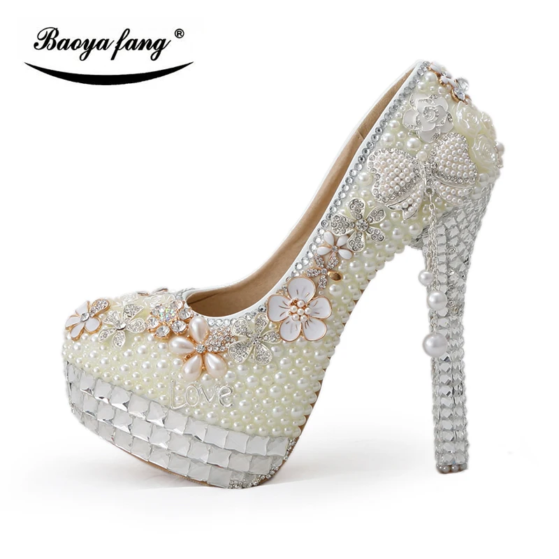 Женские свадебные туфли на платформе бежевые лодочки высоком каблуке с жемчугом