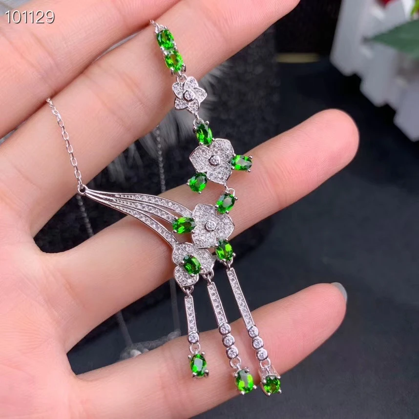 Ожерелье из серебра 925 пробы с натуральным зеленым диопсидом | Украшения и