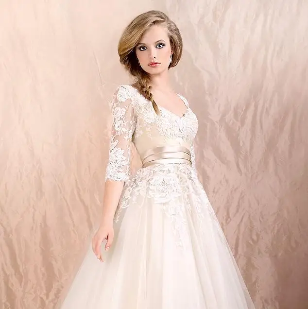 Халат де коктейль индивидуальный заказ черный/цвета слоновой кости с кружевной