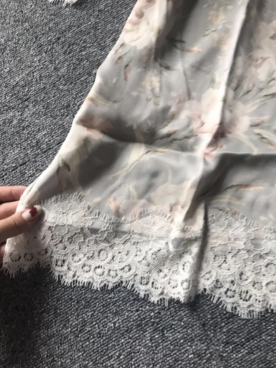 Для женщин многожильный Lace Trim Mini платье шелковистая Iris с цветочным рисунком|mini