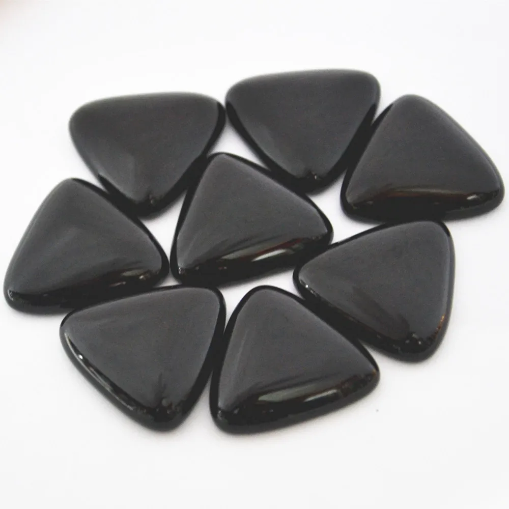 Кабошоны из натурального камня треугольный черный оникс сердолик длиной 25*25*8 мм