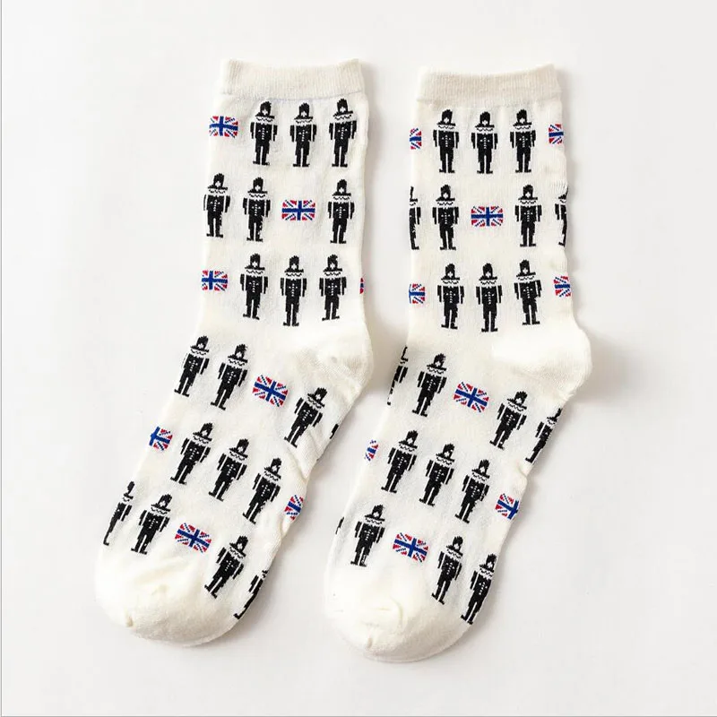 Женские Носки Huf, рисунок с героями мультфильмов, дышащие милые носки в британском стиле, подарки, носочки, женские повседневные носки, Хлопковая женская одежда - Цвет: Бежевый