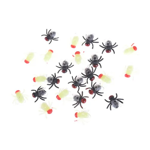 12pcs/lot Practical fly Plastic Bugs April Fool's Day props Jokes funny Toys Gags Simulated flying Halloween Decoration | Игрушки и