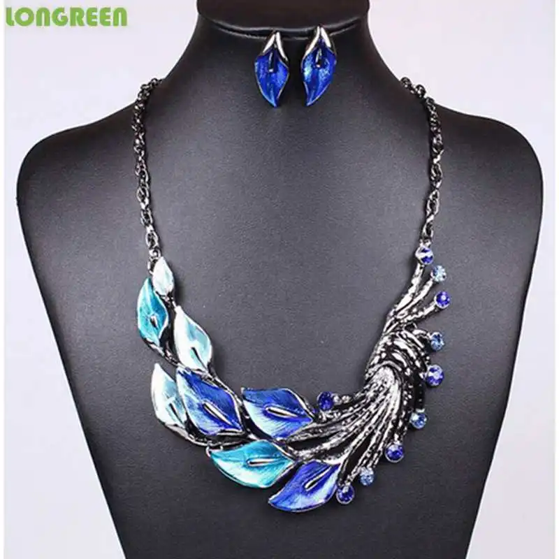 Женский ювелирный комплект из колье и серёг цинкового сплава | Украшения