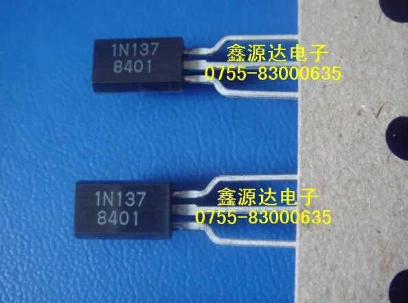 Фонарь RT1N137L RT1P137L чиповая печать 1N137 Новый оригинал бесплатная доставка |