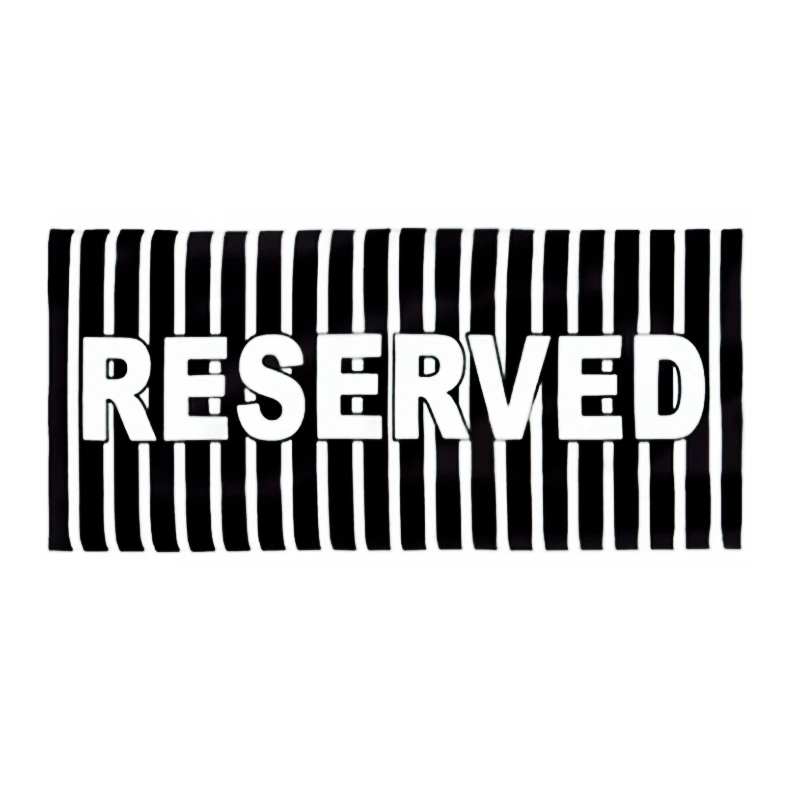 Классическое пляжное полотенце в черно белую полоску незаменимое забавное для