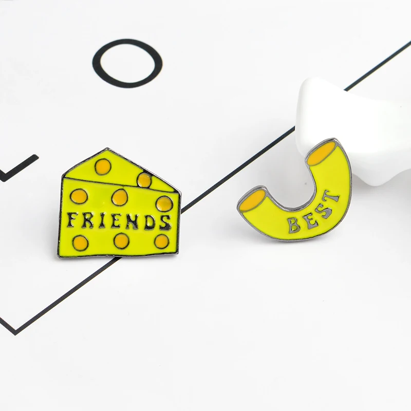Best Friends 2 шт./компл. Броши макароны и сырные креативные сумки для одежды нагрудные