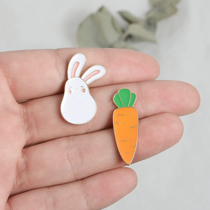 

Rabbit And Carrot Cute Cartoon Animal Vegetables Soft Enamel Couples Brooches Lapel Pins For Best Friends