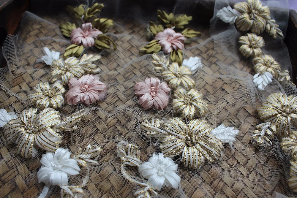 

5 sets 3D Handmade Embroidery Appliques Ribbon Flowers Embroidery Appliques