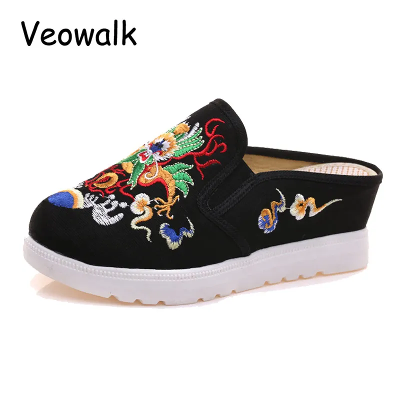 Женские холщовые шлепанцы Veowalk повседневные на танкетке с вышивкой тотемного