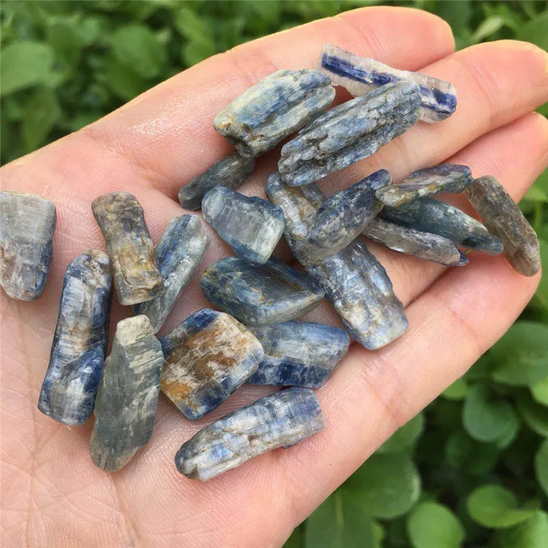 

50 г натуральный грубый Синий Кианит хрустальный камень Красивые образцы минералов натуральные камни и минералы