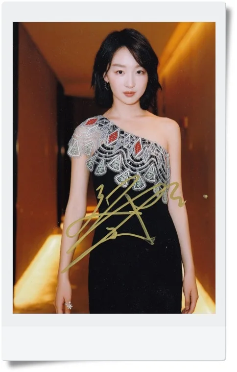 Оригинальная фотография с автографом от Zhou Dongyu коллекция 7 дюймов Бесплатная