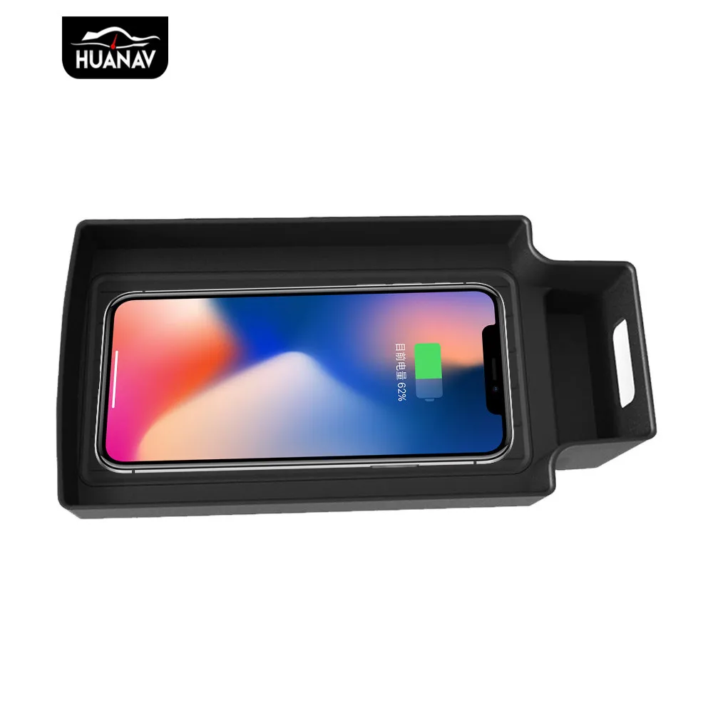 

QI Car Wireless Charger For Audi Q3 2016-2018 Intelligent Infrared Fast Wireless Charging Car Phone Holder For iphone LG Fast
