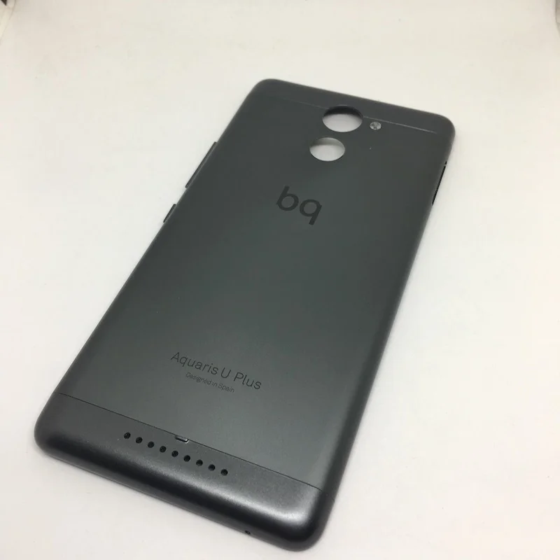 Мобильный телефон Черная задняя крышка для батарейного отсека BQ U plus | Мобильные