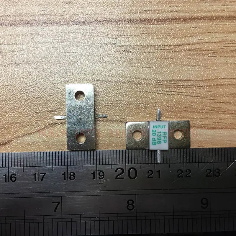 Фланцевый амортизаторы 100 Вт 50 Ом DC 2.0GHz 20dB RFP1398 Перекрестная ссылка RFP 100N20AE 9AE S б/у