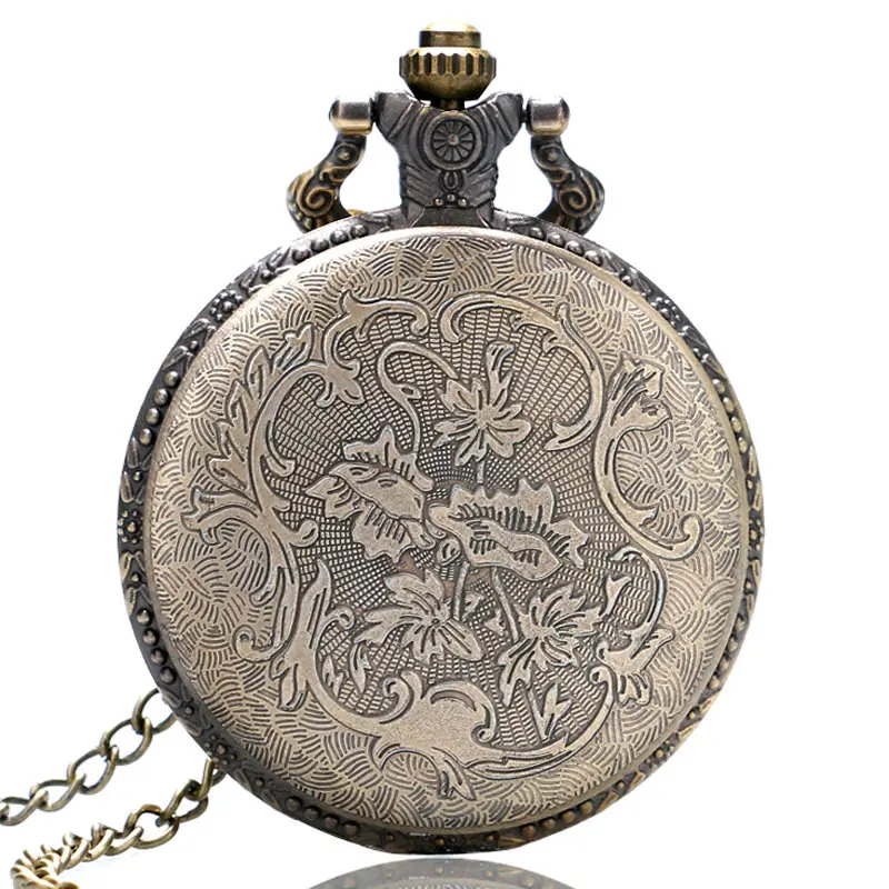 

Bronze Copper Vintage One Piece Theme Hollow Skull Pattern Quartz Pocket Watch for Men Women Kids Gift Necklace Pendant