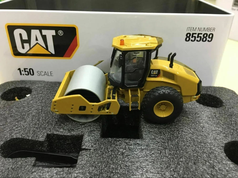 Caterpillar Cat CS11 GC вибраторный уплотнитель грунта 1:50 бренд Diecast Masters DM85589|die cast model|crane