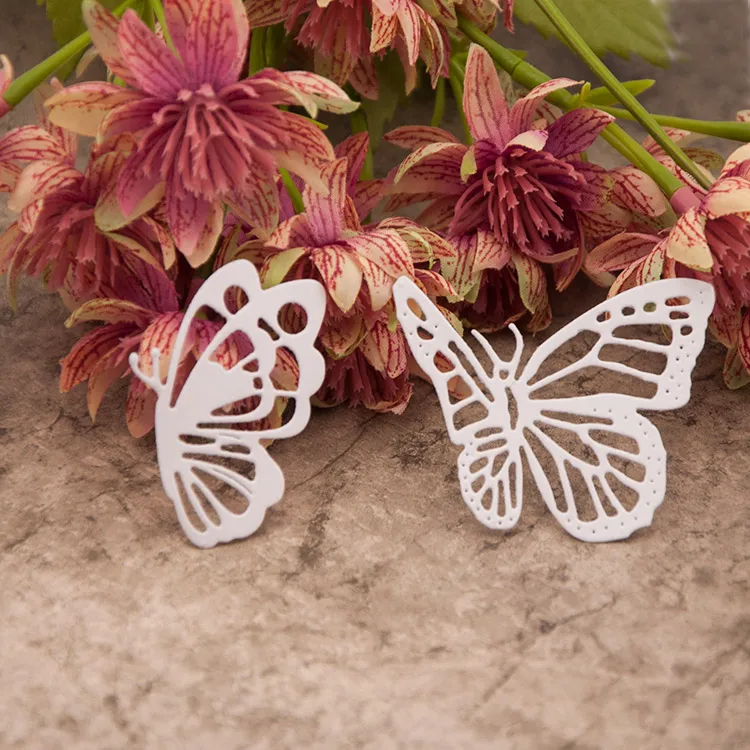 

2pcs Metal flying butterfly cutting Dies Stencils for DIY Scrapbooking photo album Decorative Embossing DIY Paper Cards