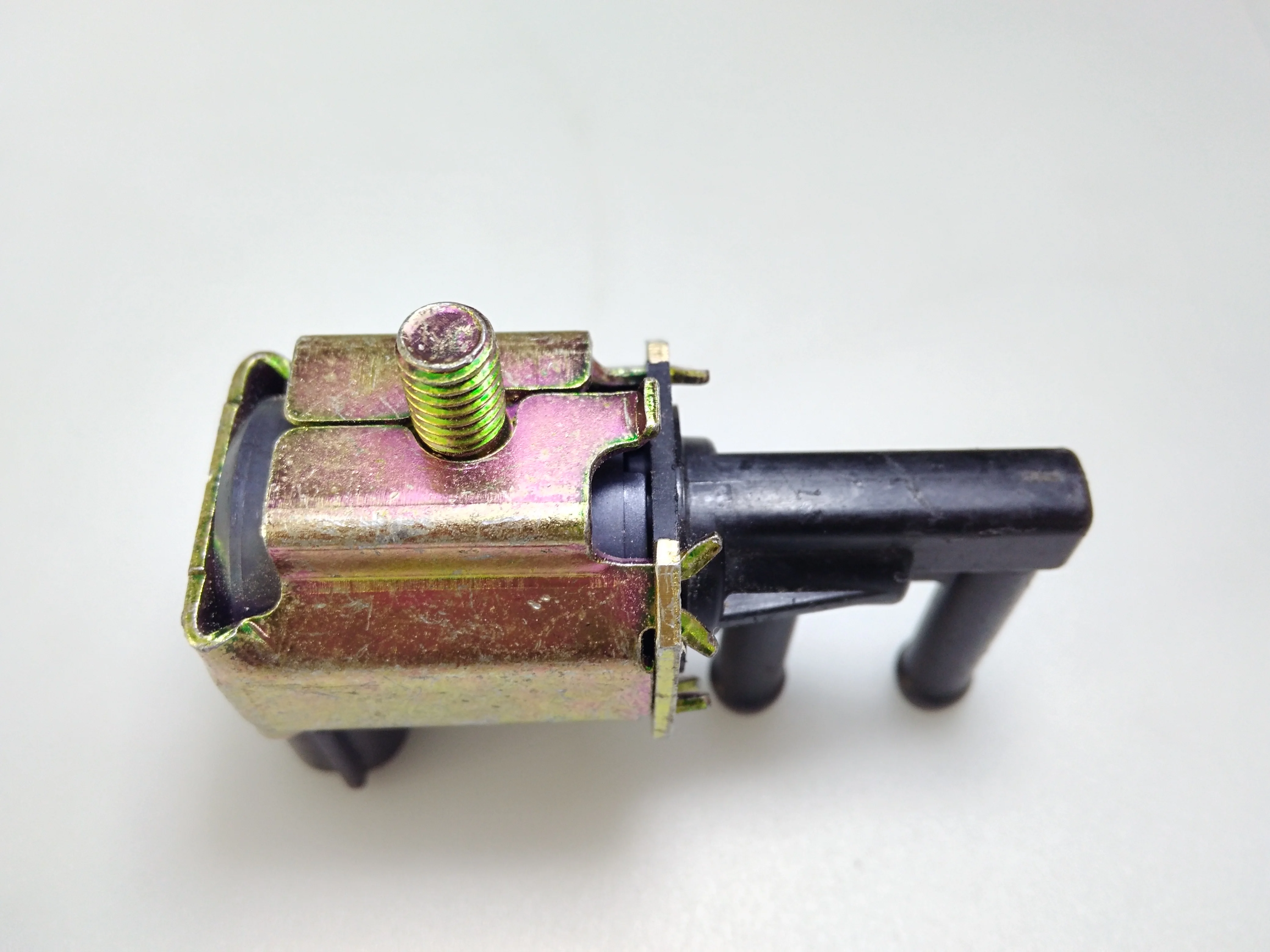 OEM K5T48486 K5T48290 18117 52G00 1811752G00 Соленоидный клапан очистки паровой канистры|Клапаны и