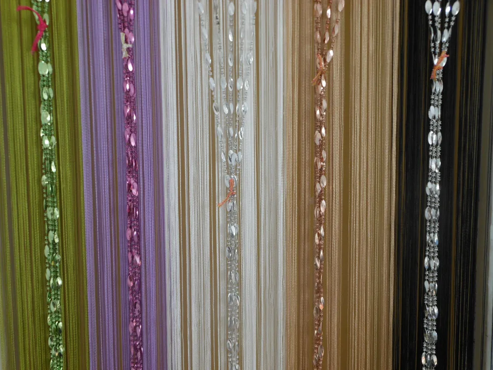 Большой яркий занавес Tangpan на пуговицах украшенный бусинами для двери