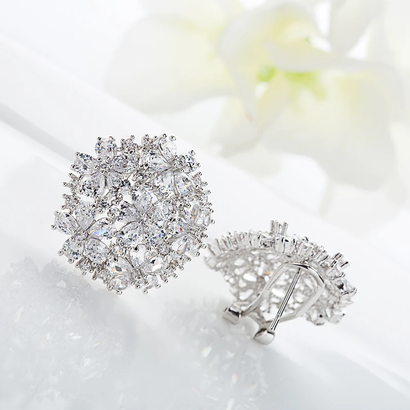 Женские серьги-гвоздики с фианитом ААА | Украшения и аксессуары