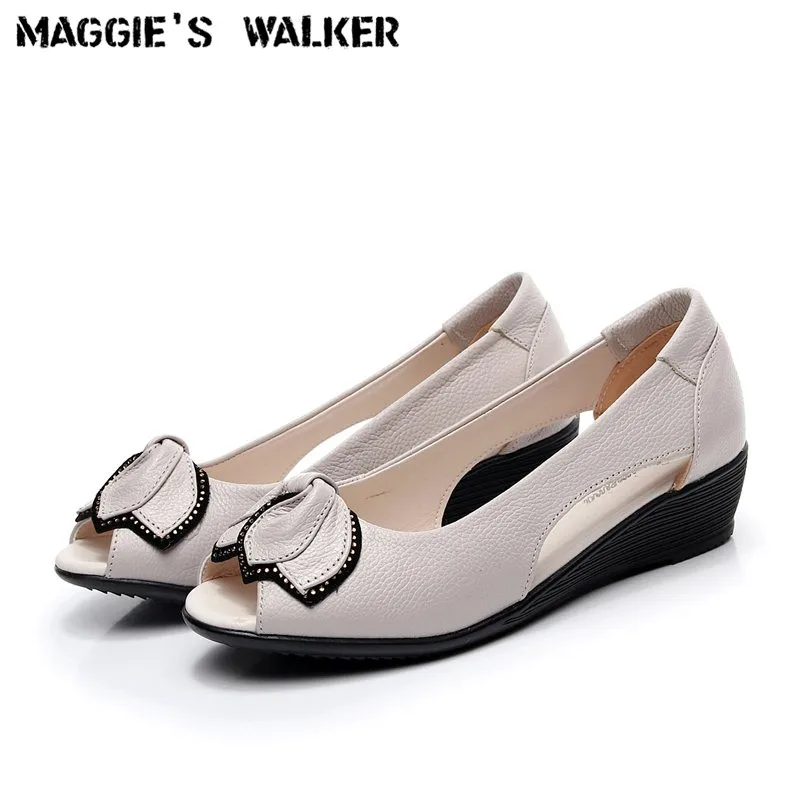 

Maggie's Walker Women Beach Shoes Women Genuine Leather Sandals Summer Fashion Cut-out Slides Plus Size 35~42