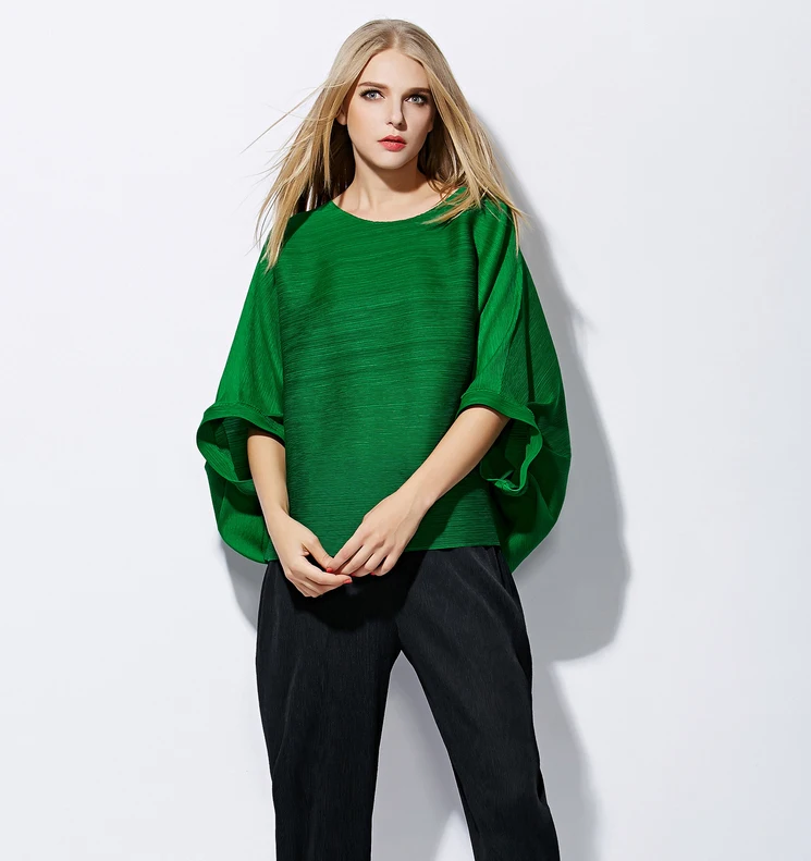 Changpleat размера плюс женские футболки Miyake плиссированные Модные свободные красивые рукава летучая мышь Твердые o-образным вырезом Женские футболки повседневные Черные