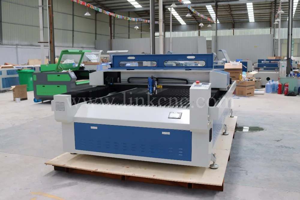 Good working effort 130w 1325 laser cutting machine / gold with 1300*2500mm | Инструменты