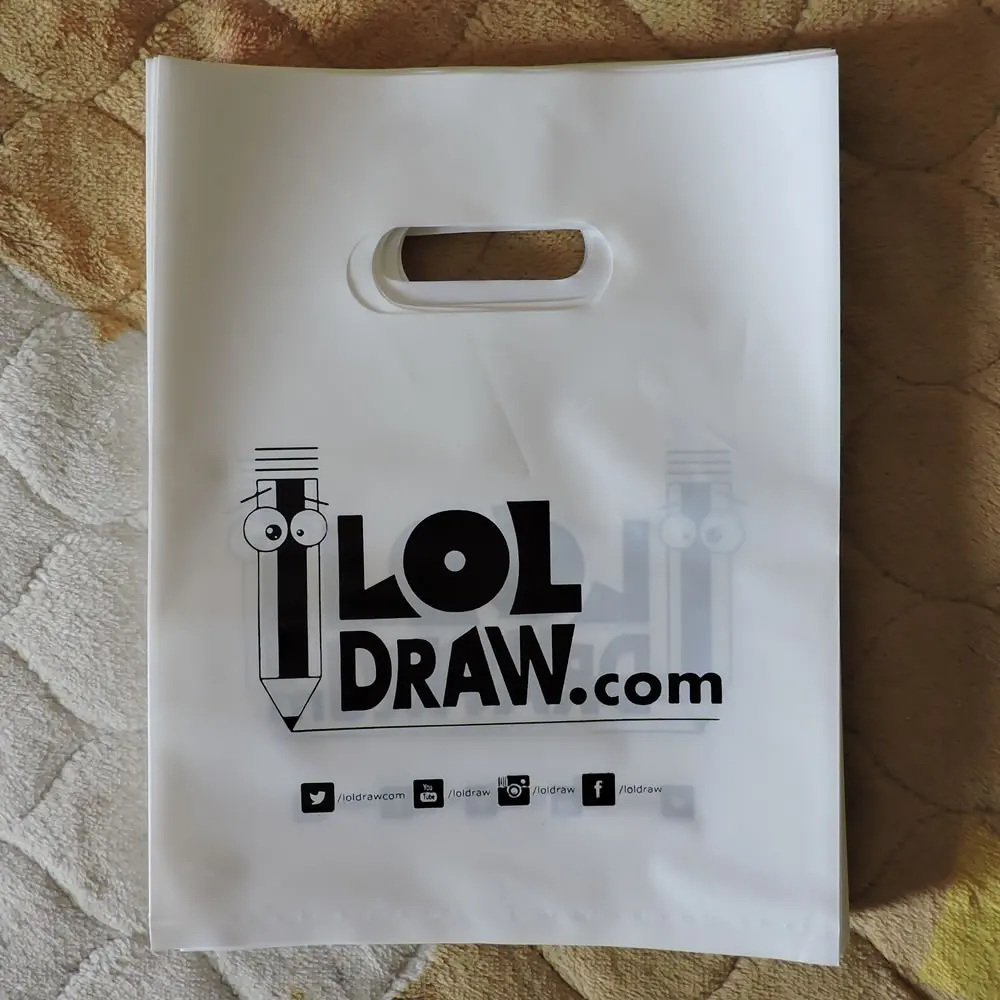 

15x20cm custom shopping handle plastic gift plastic packaging bag