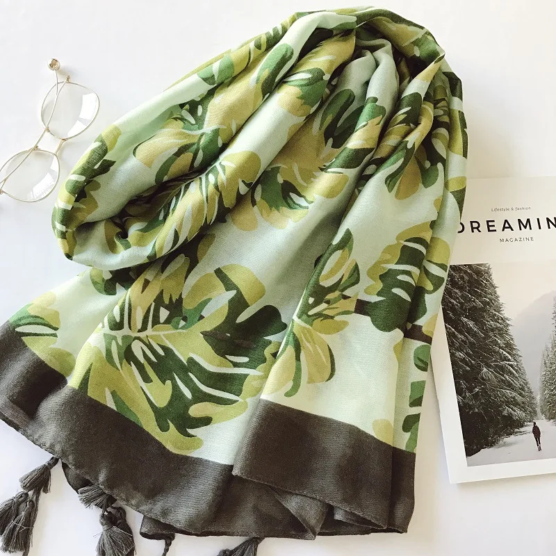 

2017 Women Ombre Leaf Pattern Tassel Scarf Green Leaves Cotton Muffler Shawls Wraps Hijab Free Shipping